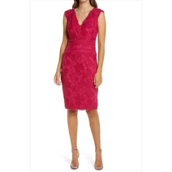 TADASHI SHOJI NEW Caria Embroidered Lace Dress in Fuchsia Size 10 - Picture 1 of 4